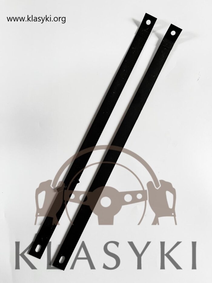 Zestaw mocowania zbiornika paliwa do Fiat 500 F, L, R, Giardiniera – elementy mocujące, odporne na paliwa i temperaturę, zapewniające stabilność zbiornika.