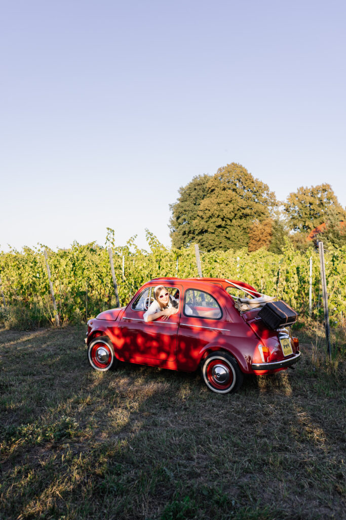 Odrestaurowany Fiat 500 D po kompleksowej renowacji – efekt końcowy projektu.