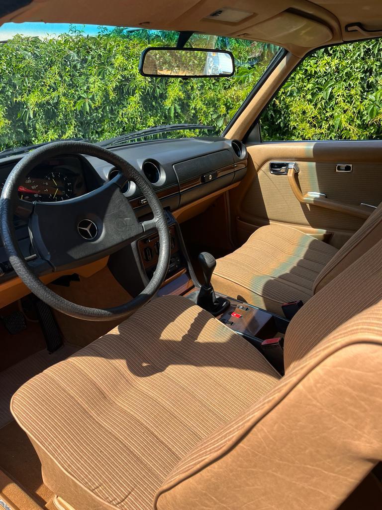 Mercedes W123 Coupe renowacja  portfolio