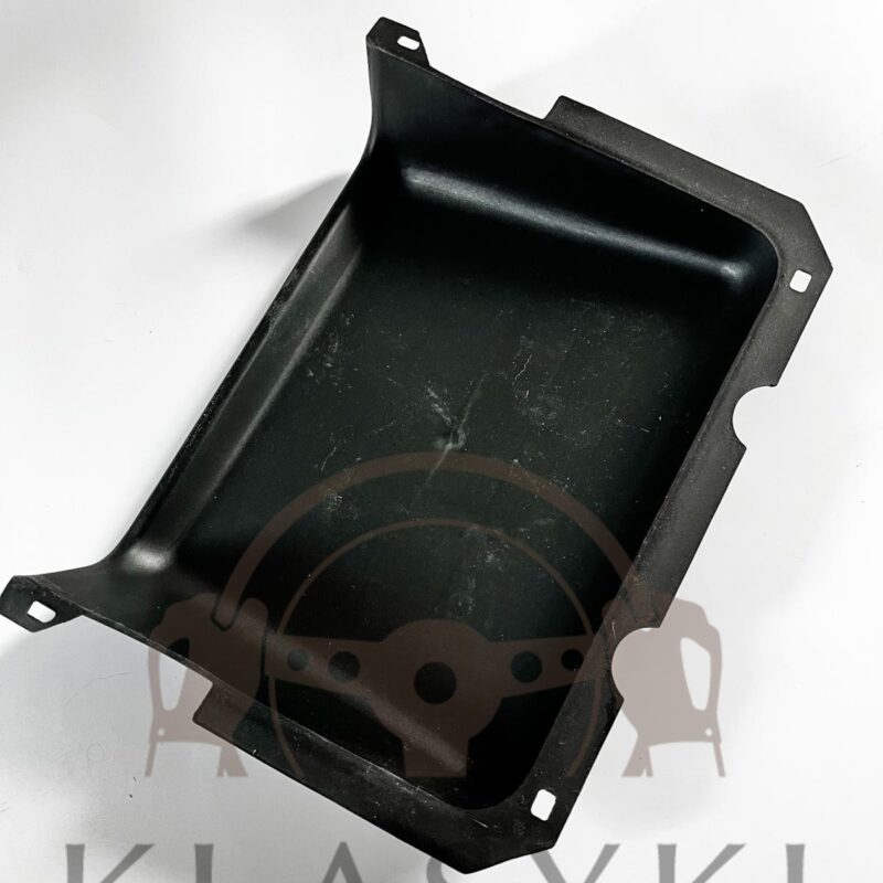 Schowek pod deską rozdzielczą Fiat 500 F L R Giardiniera – plastikowy element wnętrza, oryginalny typ.